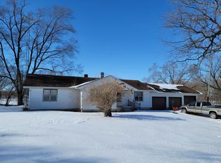 10181 Ridge Rd, Rock Falls, IL 61071