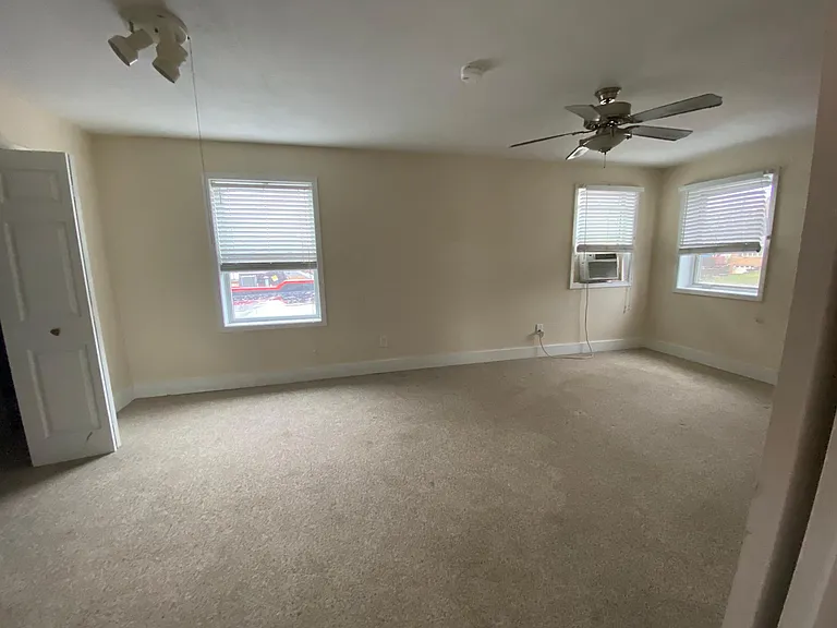 6920 Maryland Dr — Photo 6