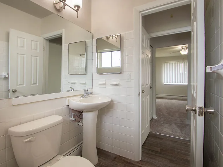 Colonial Ridge — Photo 32