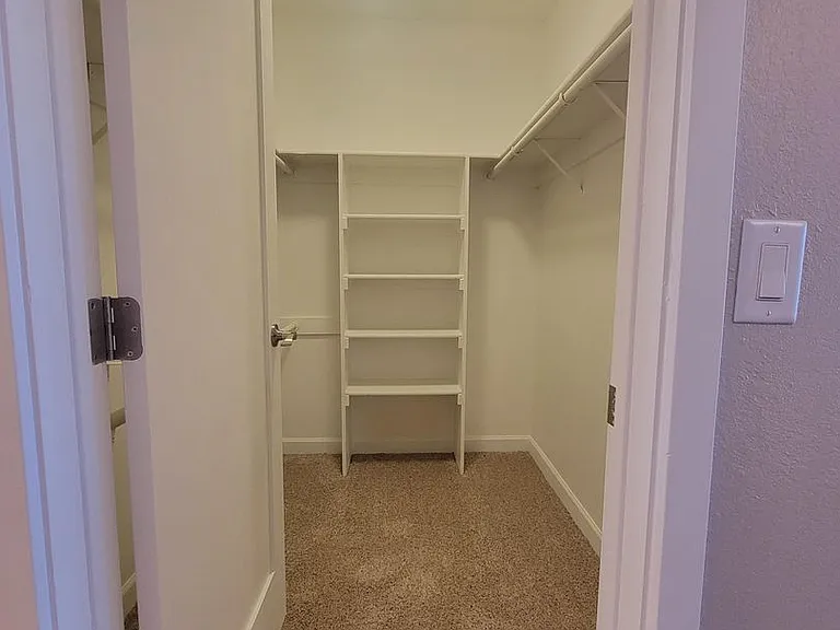 Sand Pebble Community *Renovated Units — Photo 41