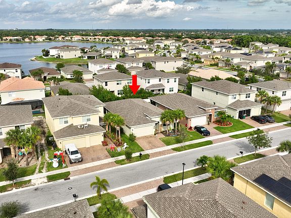 5th image of 1283 NW Leonrado Circle