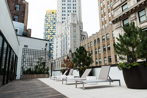 Rented by Winzone Realty Inc | media 18