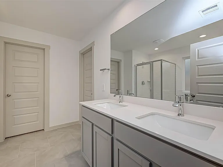 3418 Lake Landing Ln — Photo 41