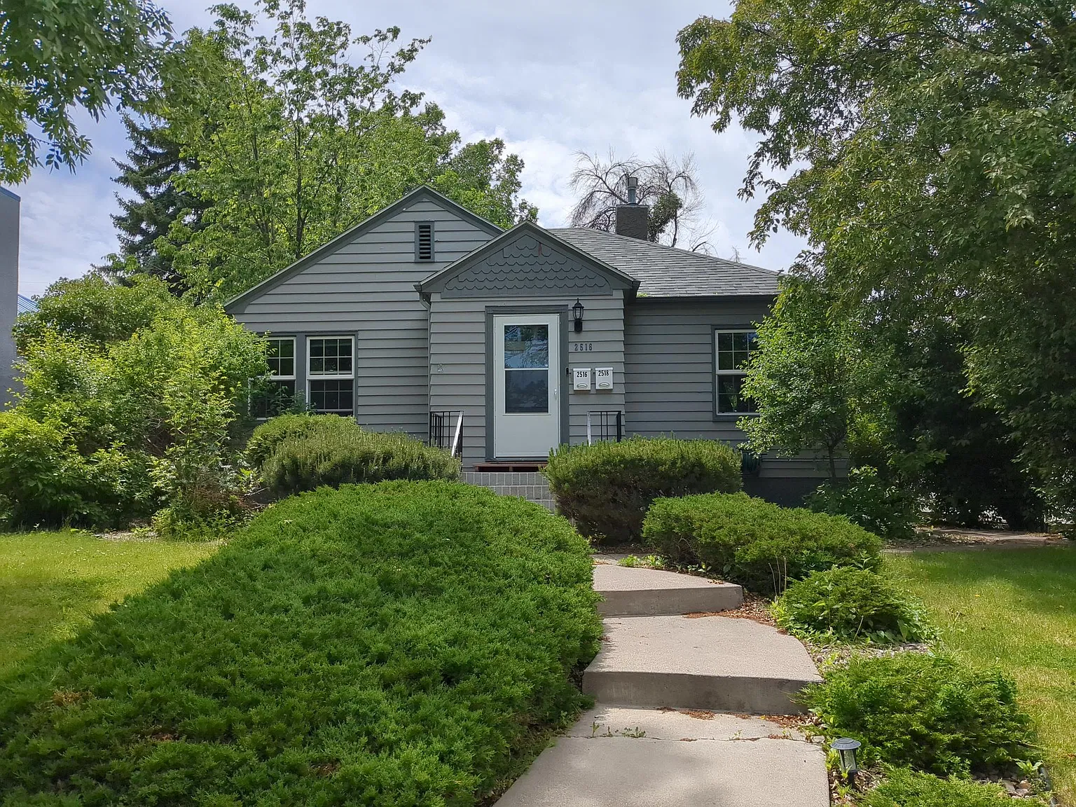 2 bed, 1000 sqft, $2,250 — Photo 1