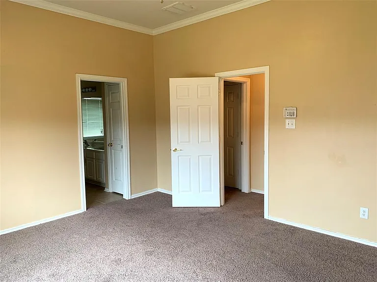 9119 Melody Park Ln — Photo 15