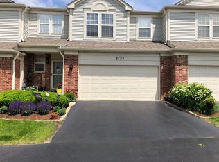 2725 Bay View Cir, Algonquin, IL 60102