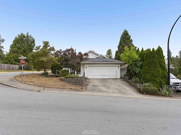 5th image of 11638 225th St