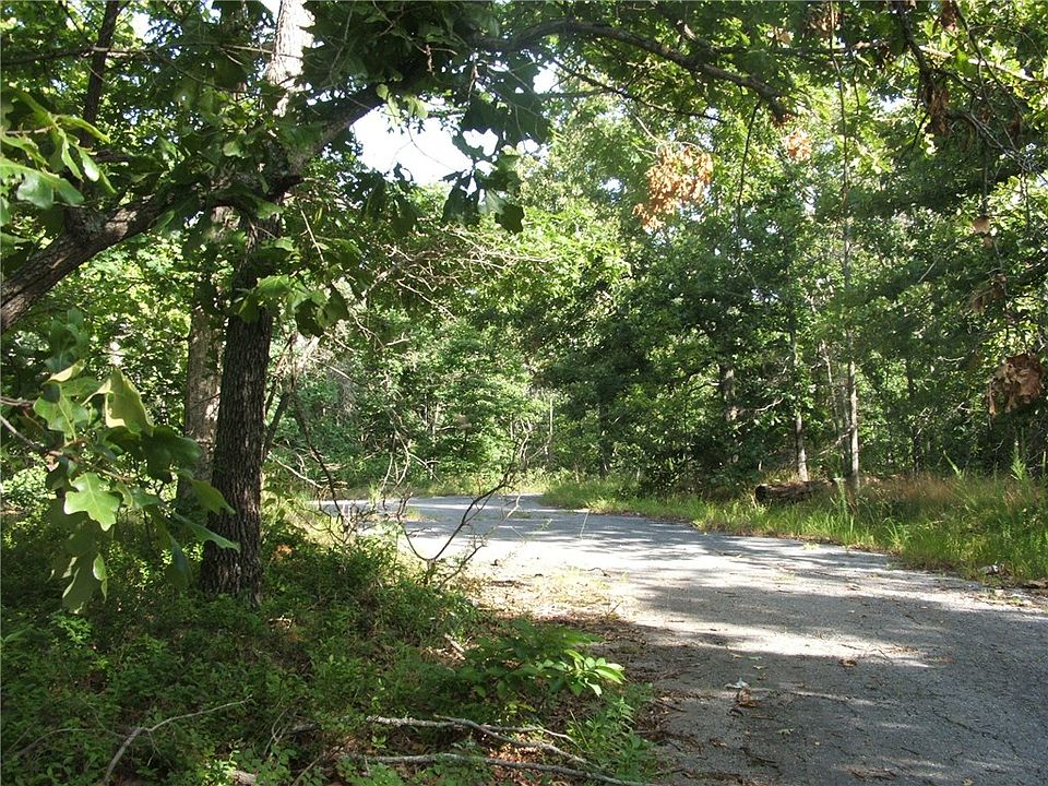 2nd image of Aberdeen Ln