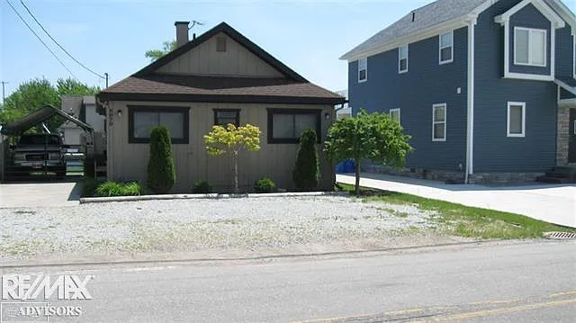 8979 Anchor Bay Dr photo 1