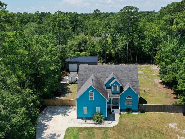 128 Headwaters Drive, Hampstead, NC 28443