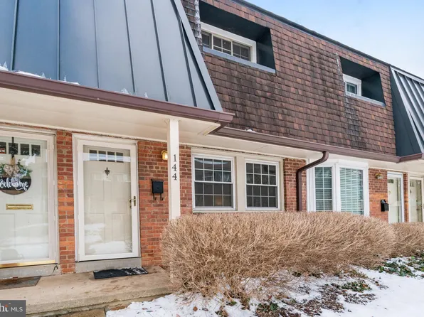 144 S Virginia Ave #31, Falls Church, VA 22046