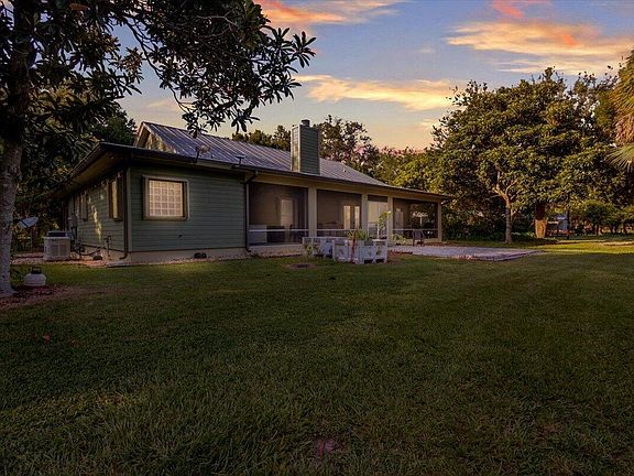 3rd image of 8505 IMMOKOLEE Road