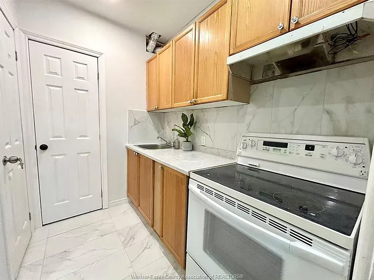 410 Rankin Ave — Photo 3