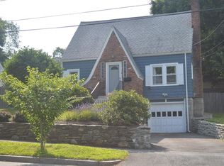 4 Maxdale Rd, Worcester, MA 01602