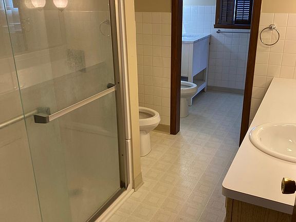 dual bathroom