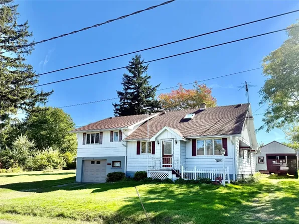 2917 E 29th St, Erie, PA 16510