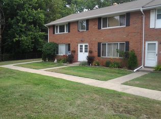 27651 Lake Shore Blvd #D-10, Euclid, OH
