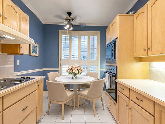 3rd image of 8560 General Currie Rd #101