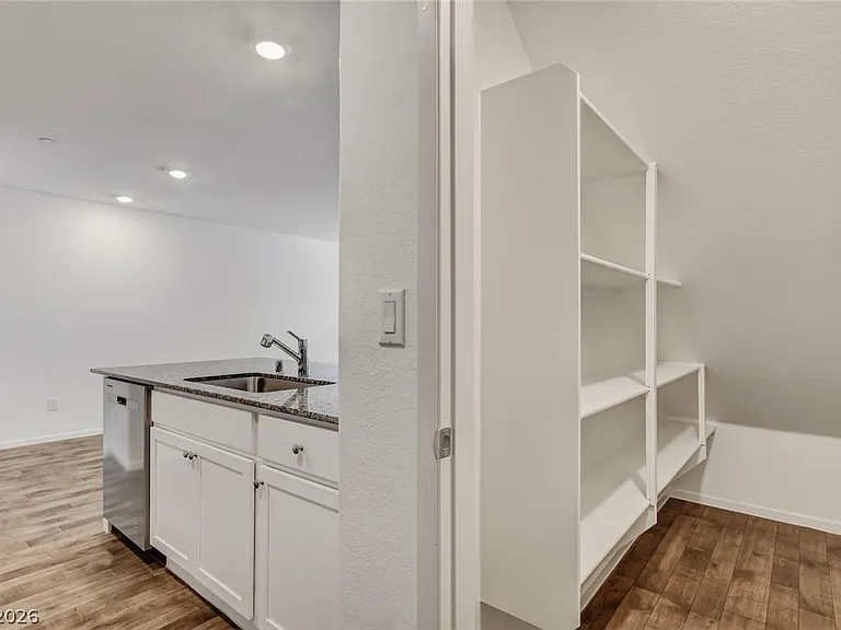 1137 Meadow Sparrow Pl — Photo 27