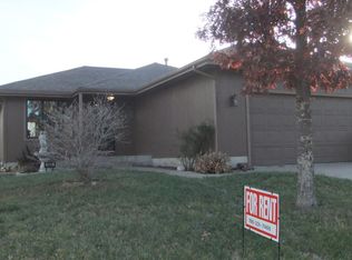 7531 SW 26th St, Topeka, KS 66614