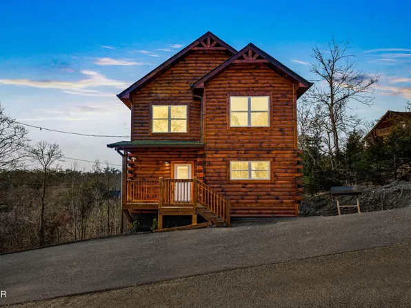 2269 Wingspan Dr, Sevierville, TN 37876