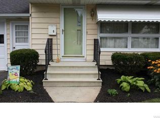6 Cherry St, Lockport, NY 14094
