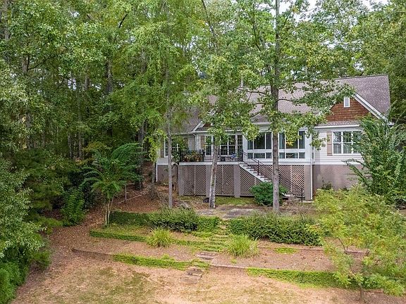 3rd image of 1020 Liberty Chapel Ln