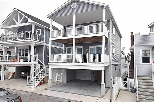 31 Florida St Photo 1