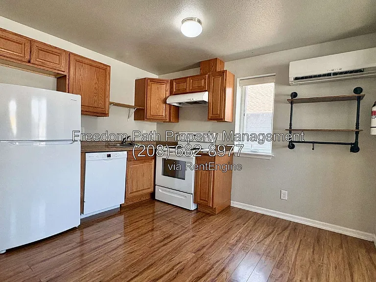 1212 E Sherman Ave #1 — Photo 4