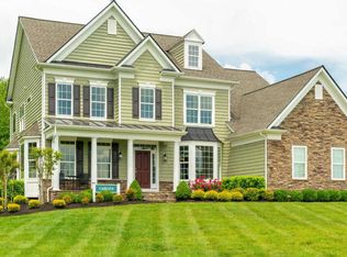 105 Poplar Manor Ave, Fredericksburg, VA 22406