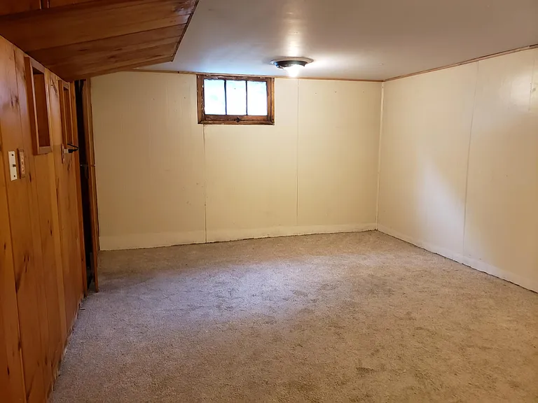 408 Yakima St — Photo 14