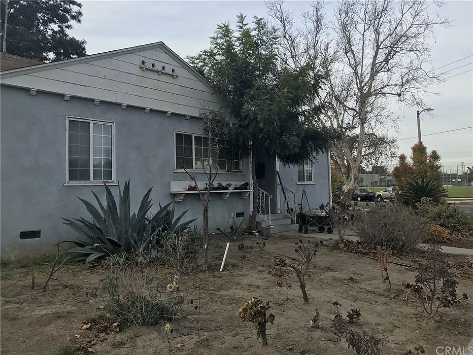 1st image of 3855 Stevely Ave