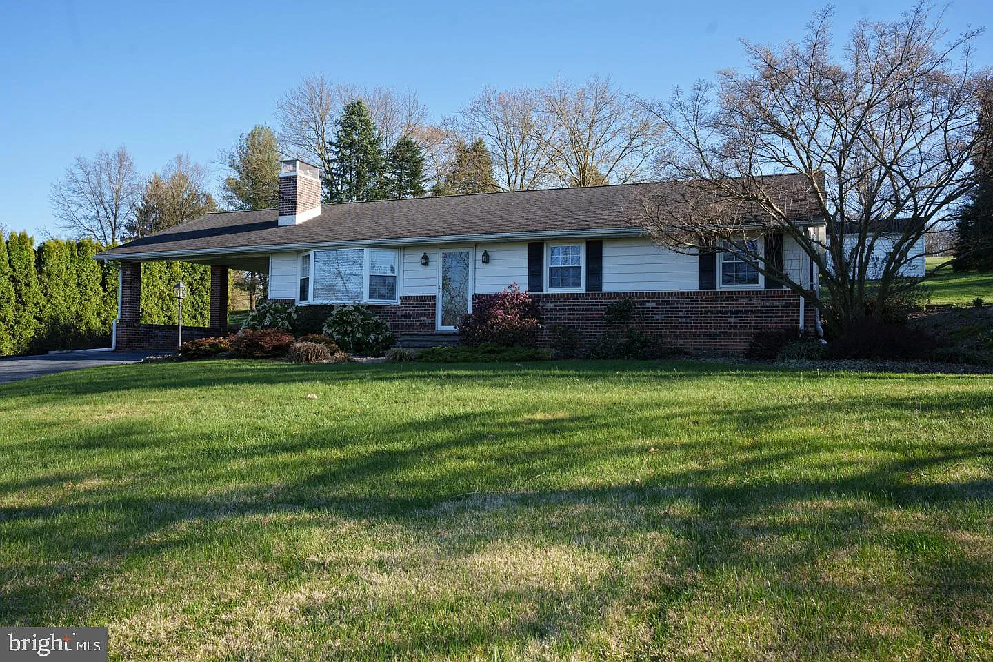 102 Cross Key Rd photo 1
