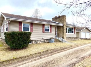 3191 W Long Lake Rd, Orleans, MI 48865