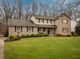 903 Brandywine Dr, Hermitage, PA 16148