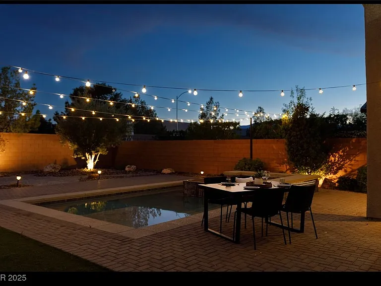 8631 Tortoise Canyon Ct — Photo 23