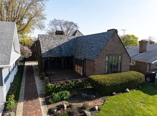 620 E Perry St, Pt Clinton, OH 43452