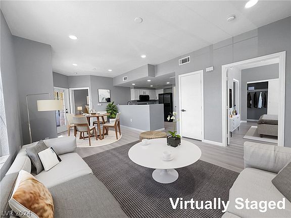 4th image of 3400 Cabana Dr Unit 2102