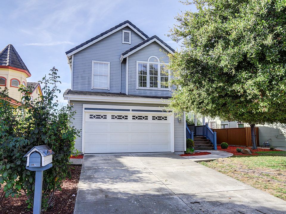 1st image of 4238 Cambridge Way