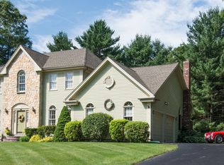 102 Farrar Farm Rd, Norwell, MA 02061