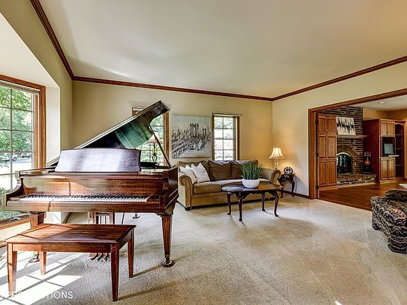4th image of 4504 Thornbury Dr W