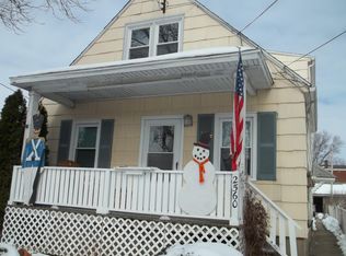 2560 Falls St, Niagara Falls, NY 14303