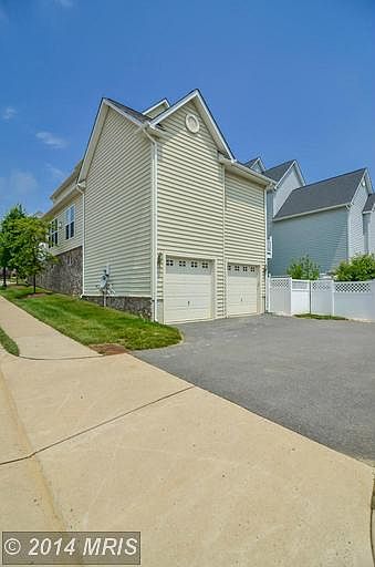 1st image of 36074 Welland Dr