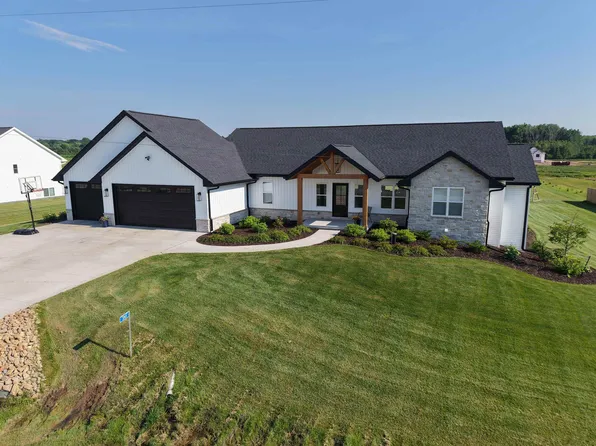 3765 Westpoint Rd, Green Bay, WI 54313