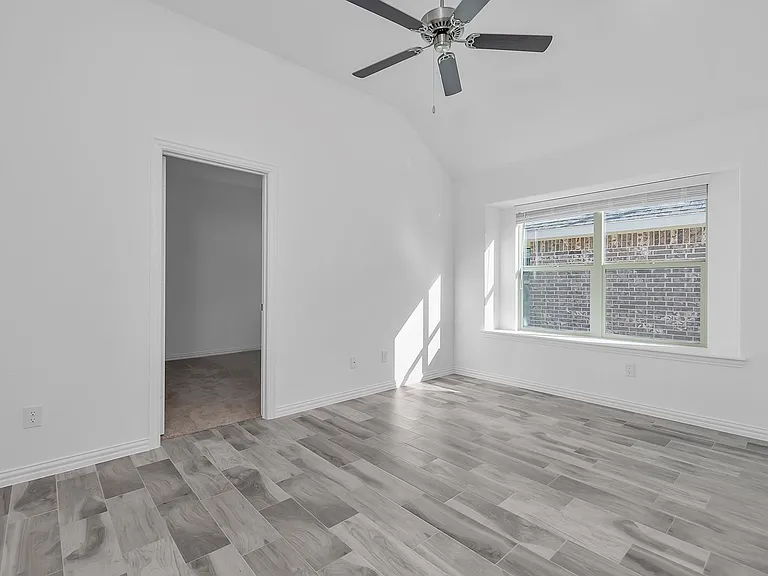 7204 Black Cherry Ln — Photo 16