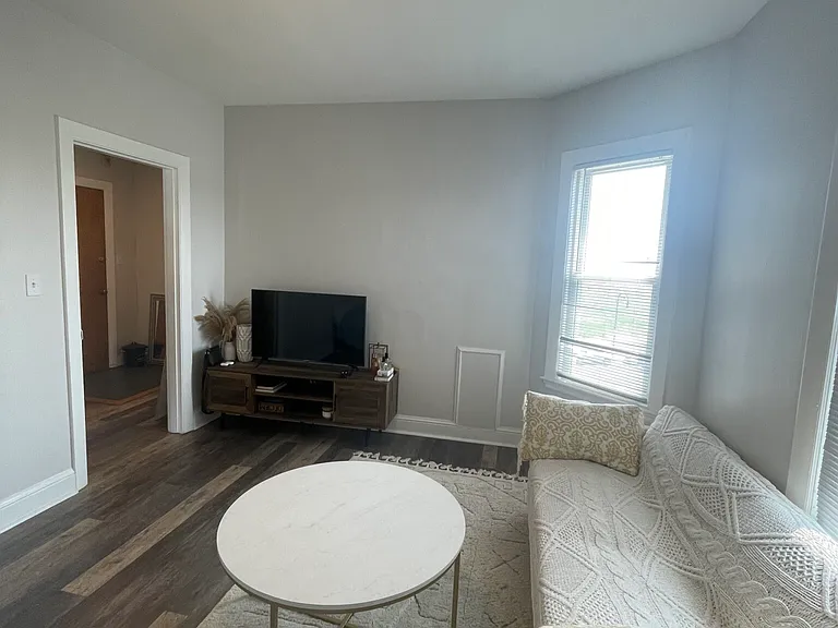 87 Winthrop Shore Dr #1 — Photo 6