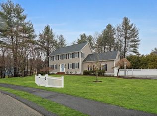 8 Gable Way, Medway, MA 02053