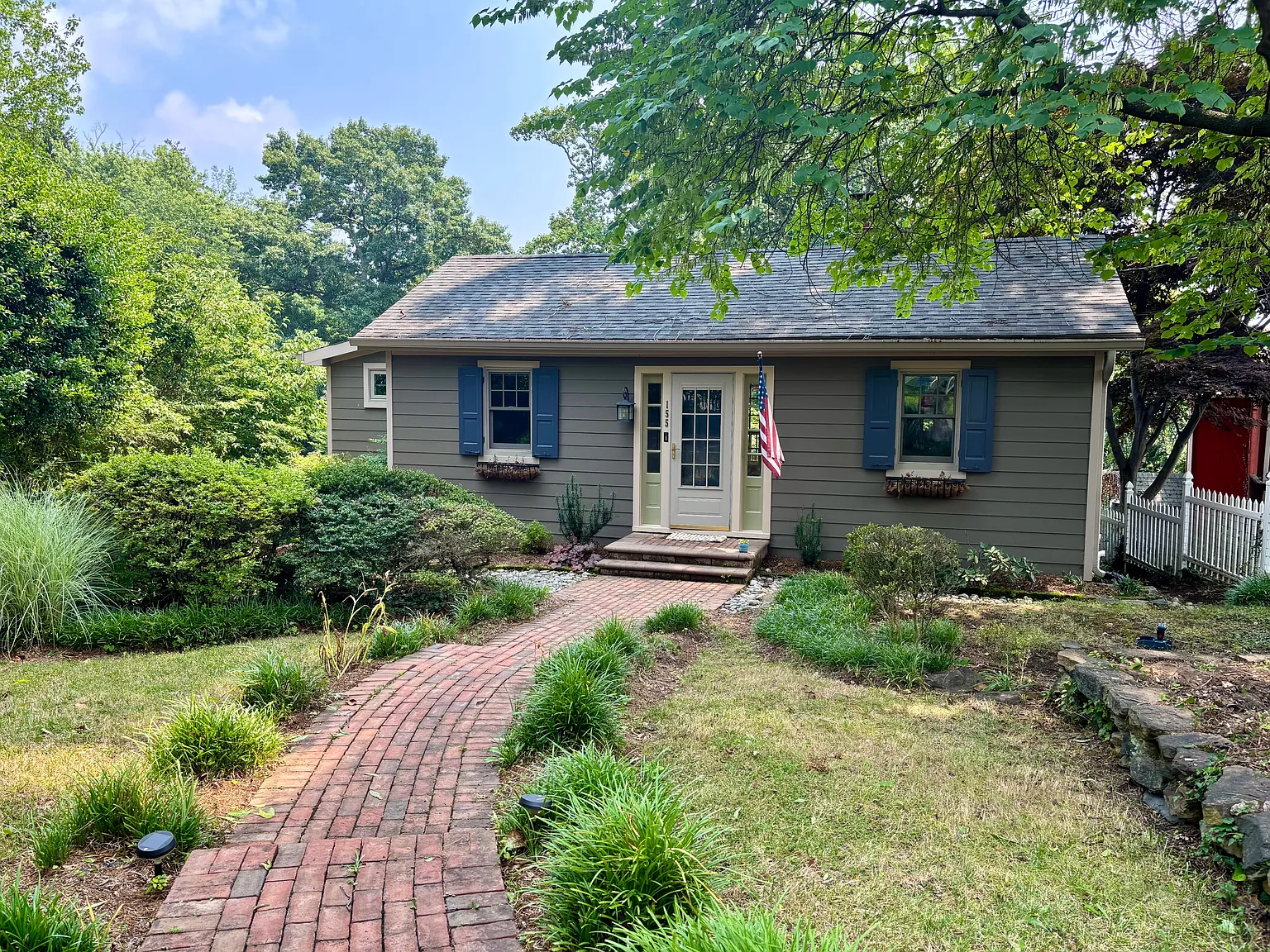 4 bed, 1632 sqft, $3,400 — Photo 4