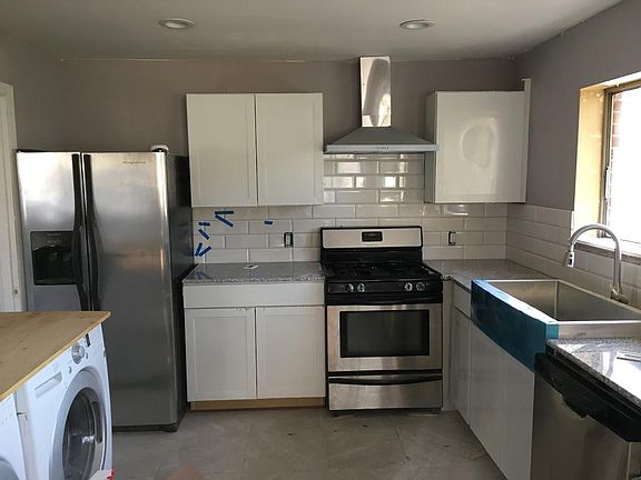 5th image of 2416 Nebo St