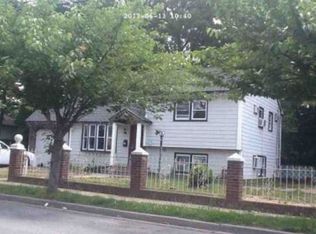 90 Stevens St, Roosevelt, NY 11575